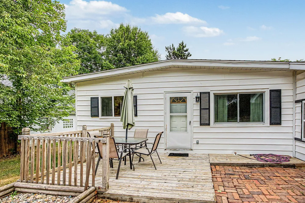 6315 Bishop Road Lansing, MI 48911