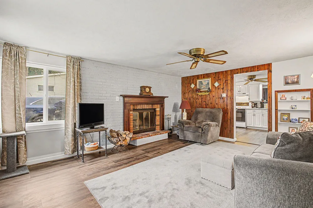 6315 Bishop Road Lansing, MI 48911