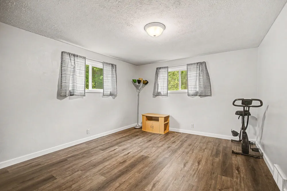 6315 Bishop Road Lansing, MI 48911