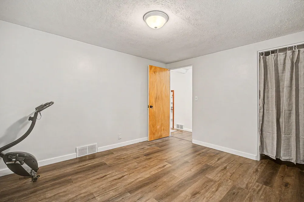 6315 Bishop Road Lansing, MI 48911