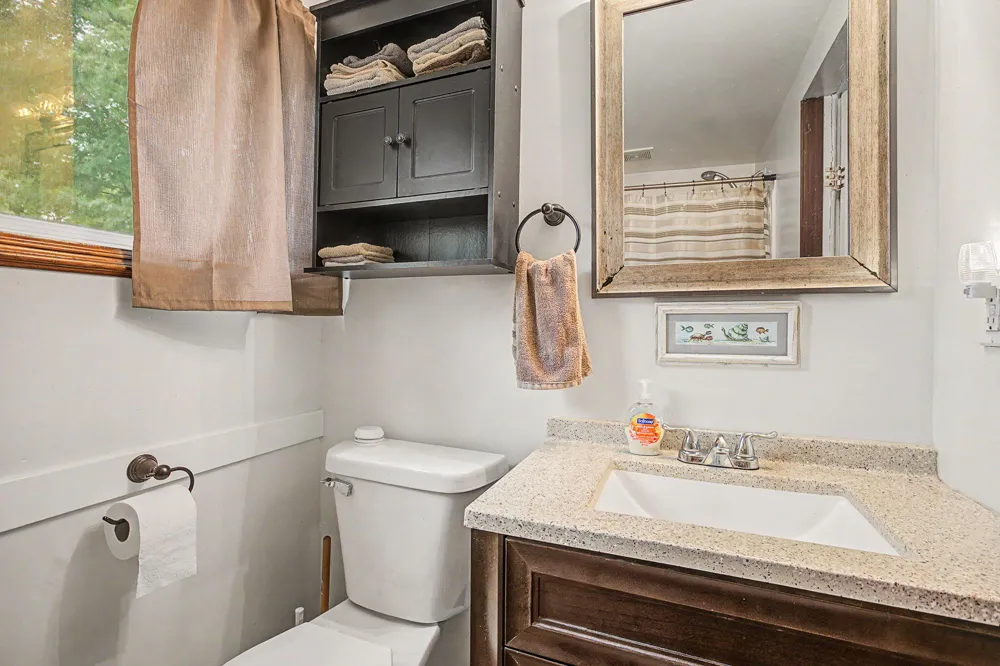 6315 Bishop Road Lansing, MI 48911
