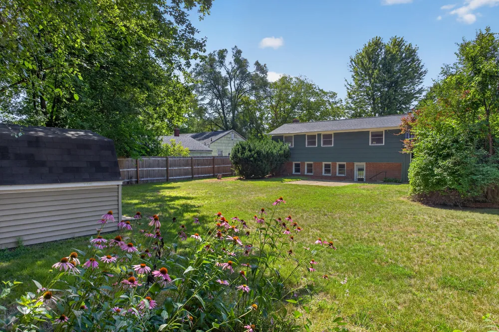 5486 Sherwood Drive Jackson, MI 49201