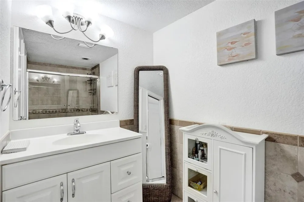 1051 Hillsboro Mile #809E Hillsboro Beach, FL 33062