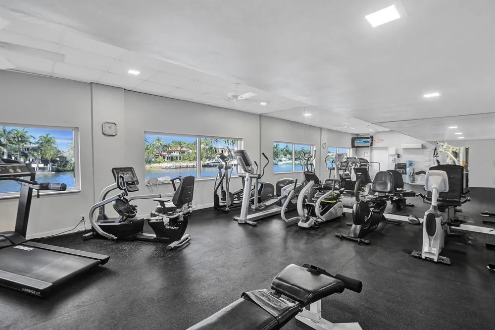 1051 Hillsboro Mile #809E Hillsboro Beach, FL 33062