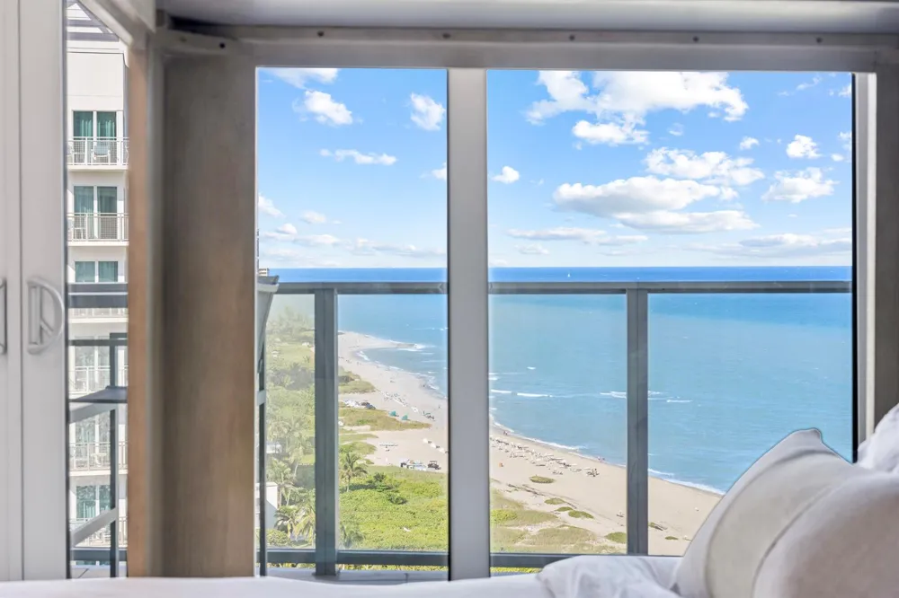 3100 OCEAN DRIVE #H-1702 Singer Island, FL 33404