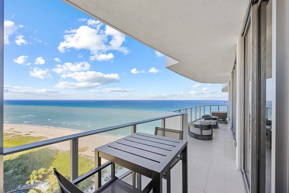 3100 OCEAN DRIVE #H-1702 Singer Island, FL 33404
