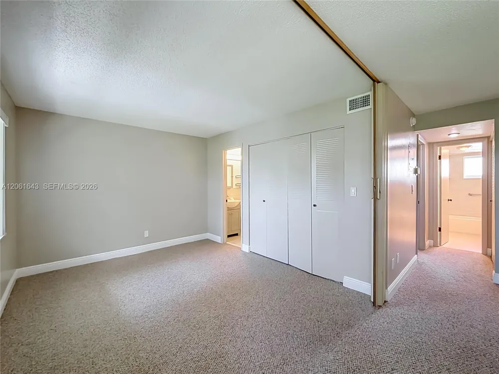 6211 SW 37th St #108 Davie, FL 33314