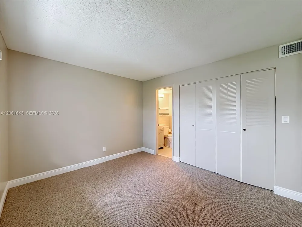 6211 SW 37th St #108 Davie, FL 33314