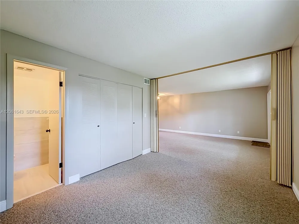 6211 SW 37th St #108 Davie, FL 33314