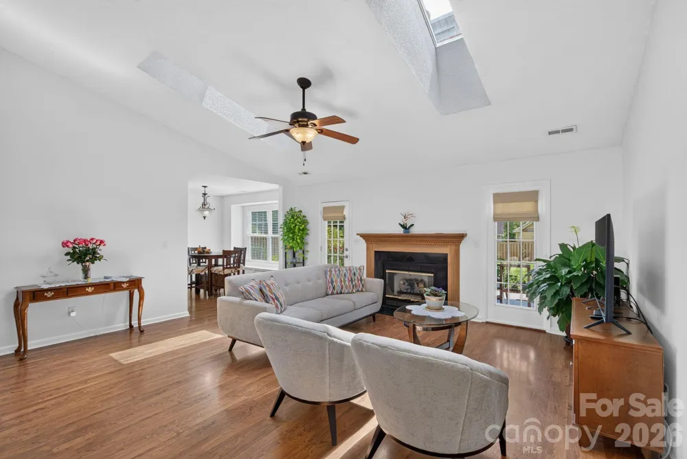 906 Woodhill Drive Fletcher, NC 28732
