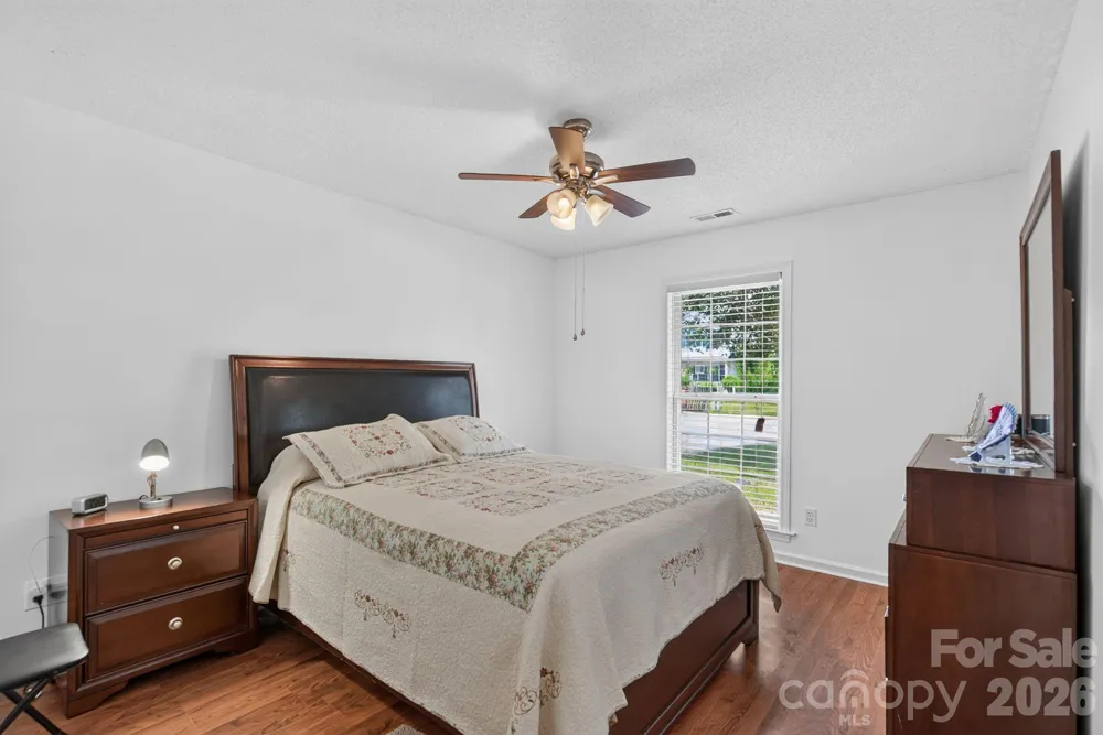 906 Woodhill Drive Fletcher, NC 28732