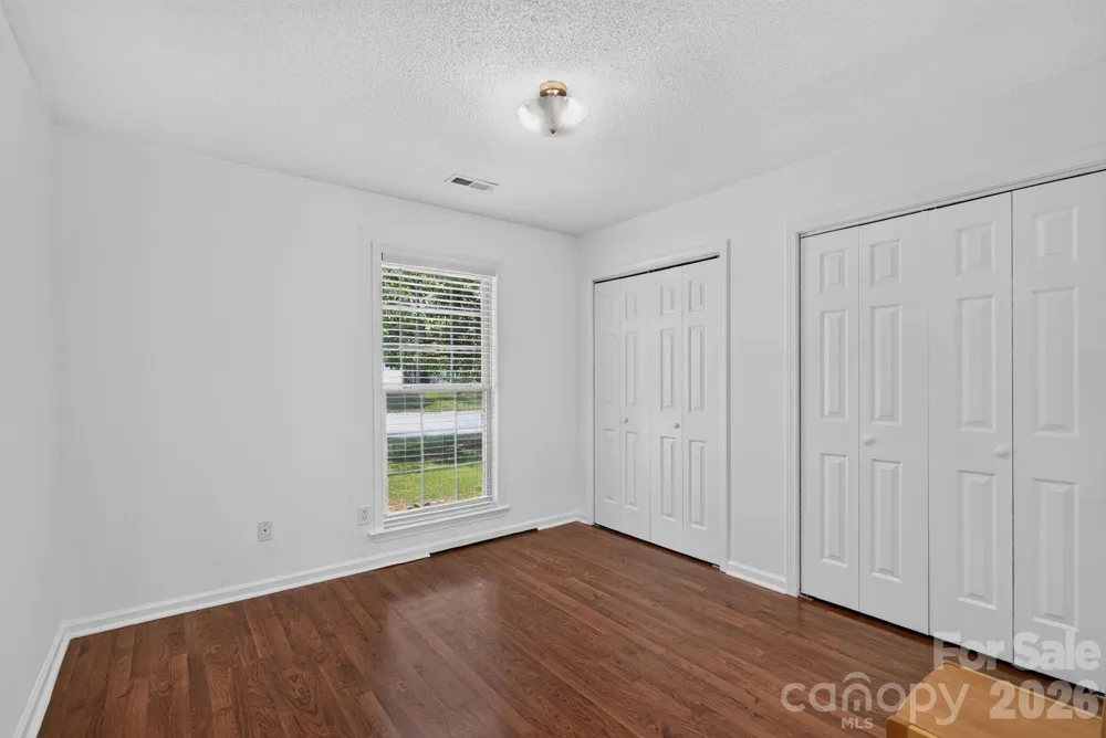 906 Woodhill Drive Fletcher, NC 28732