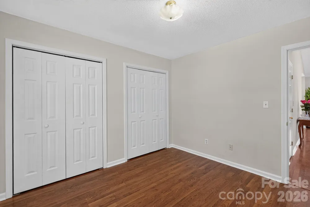 906 Woodhill Drive Fletcher, NC 28732
