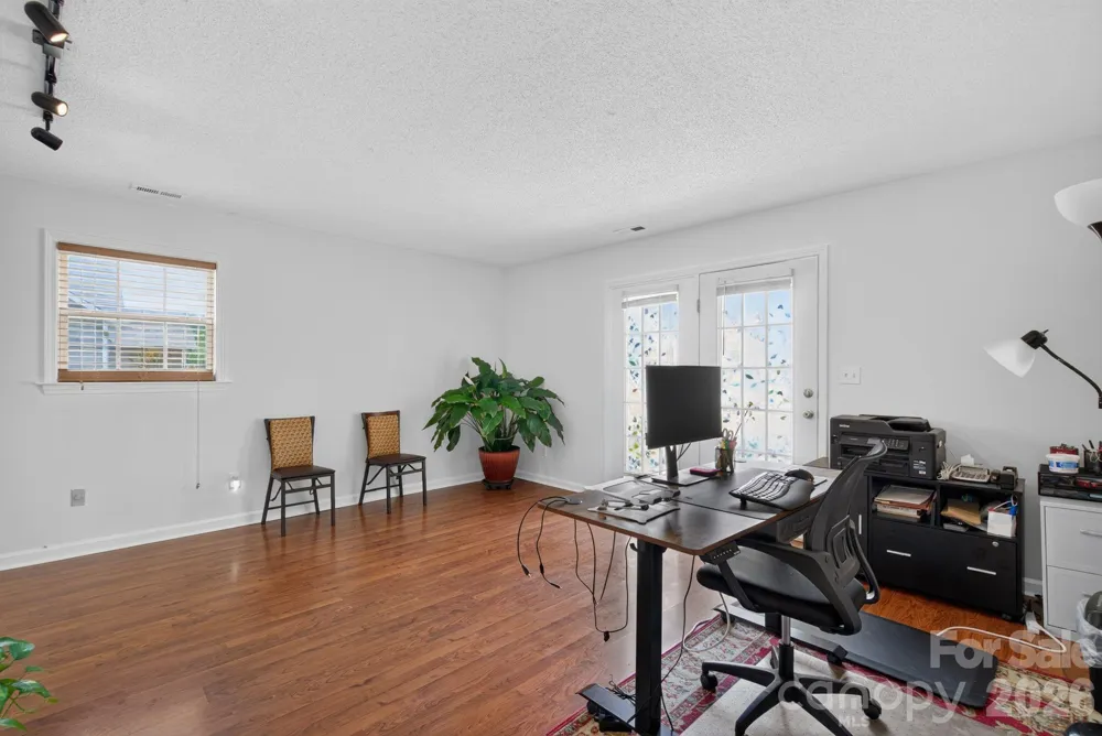 906 Woodhill Drive Fletcher, NC 28732