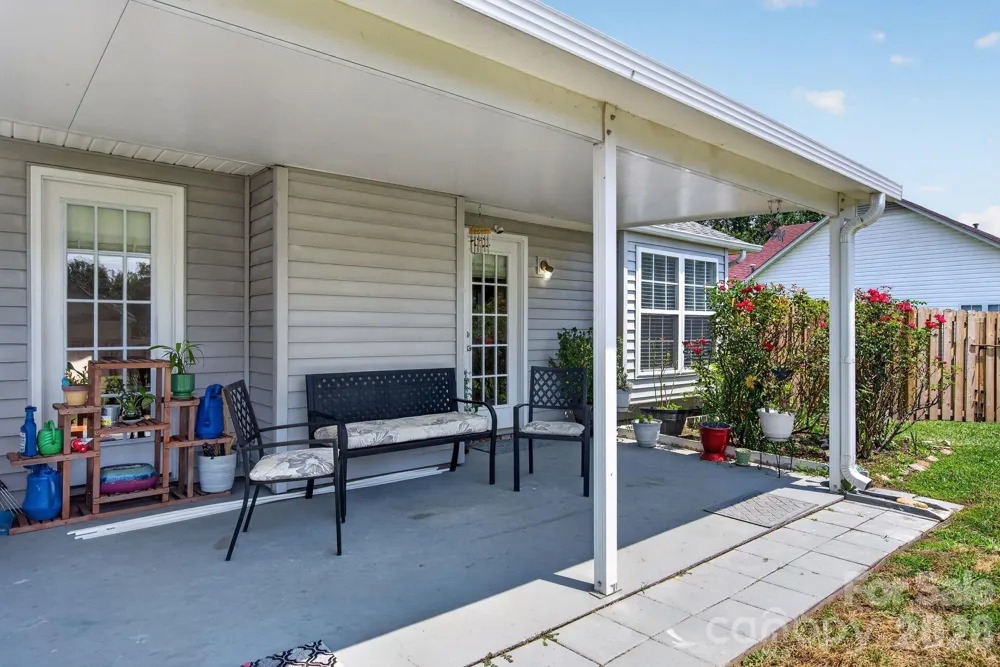 906 Woodhill Drive Fletcher, NC 28732