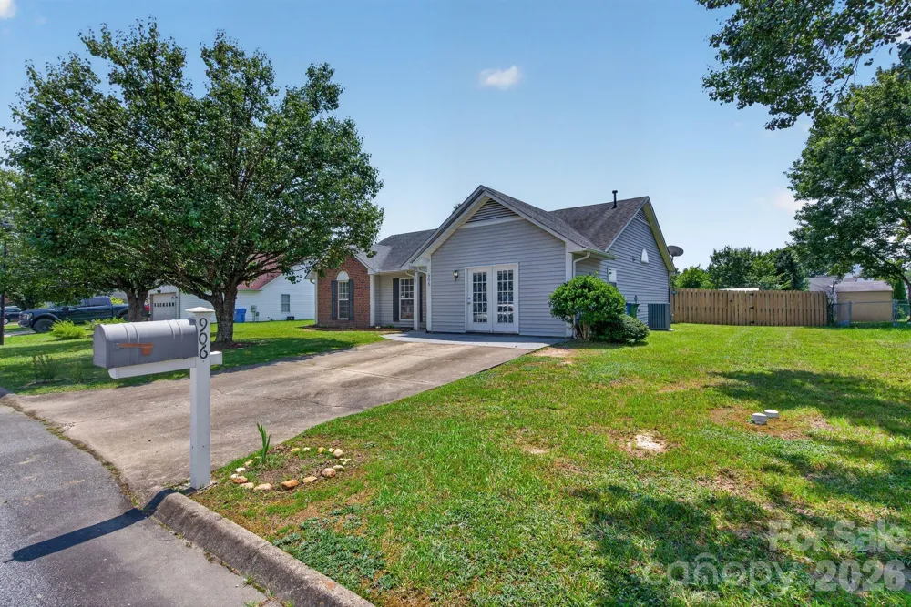 906 Woodhill Drive Fletcher, NC 28732