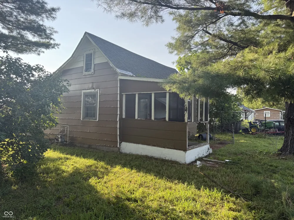 3214 S Landess Street Marion, IN 46953
