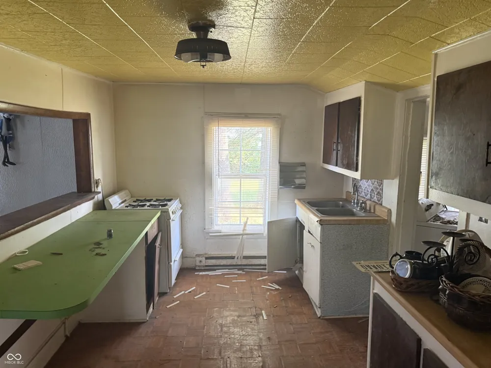3214 S Landess Street Marion, IN 46953