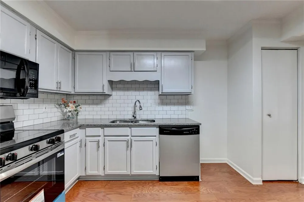 6520 Roswell Road #30 Sandy Springs, GA 30328