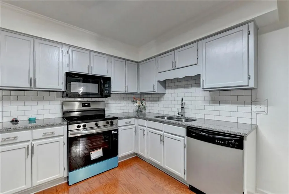 6520 Roswell Road #30 Sandy Springs, GA 30328