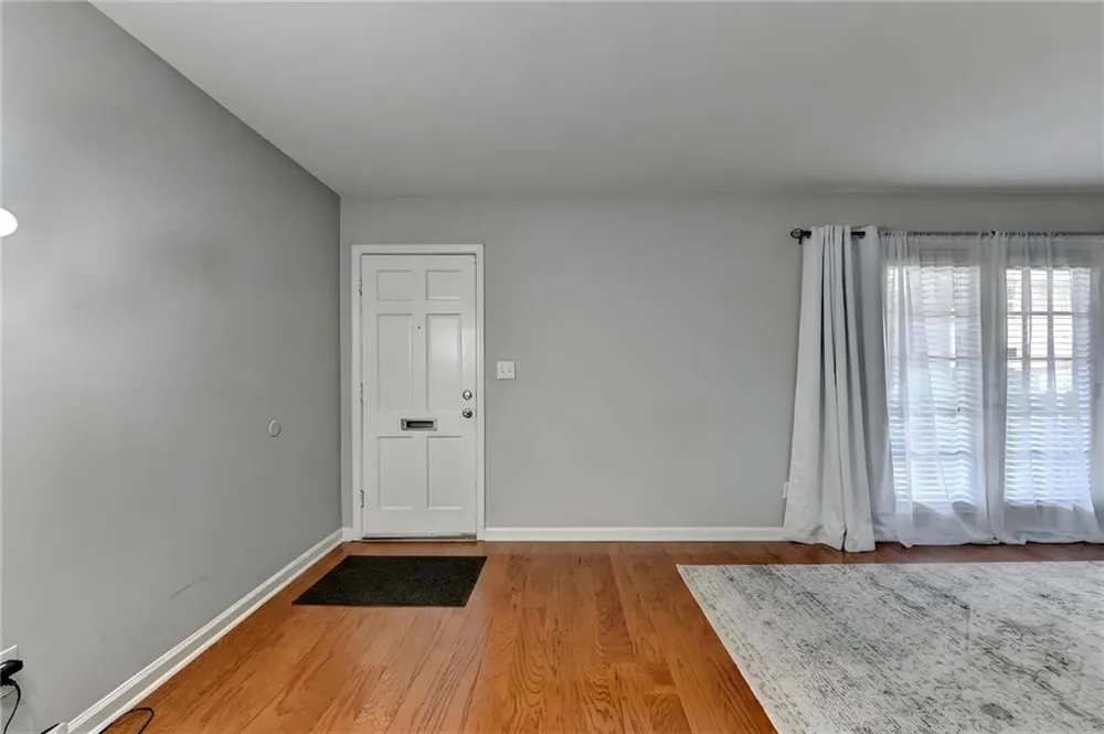 6520 Roswell Road #30 Sandy Springs, GA 30328