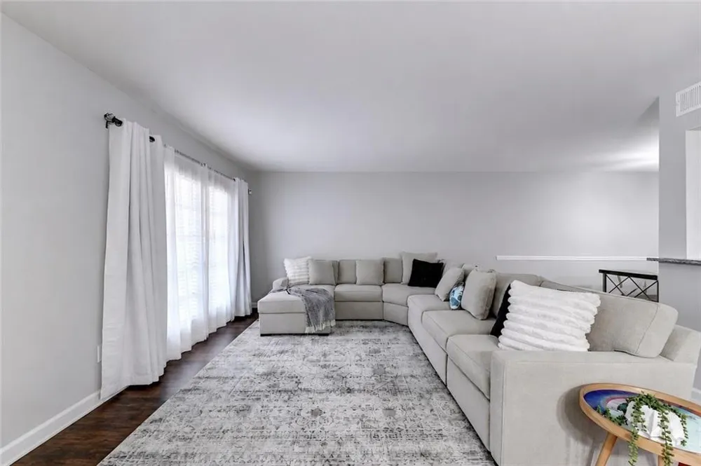 6520 Roswell Road #30 Sandy Springs, GA 30328