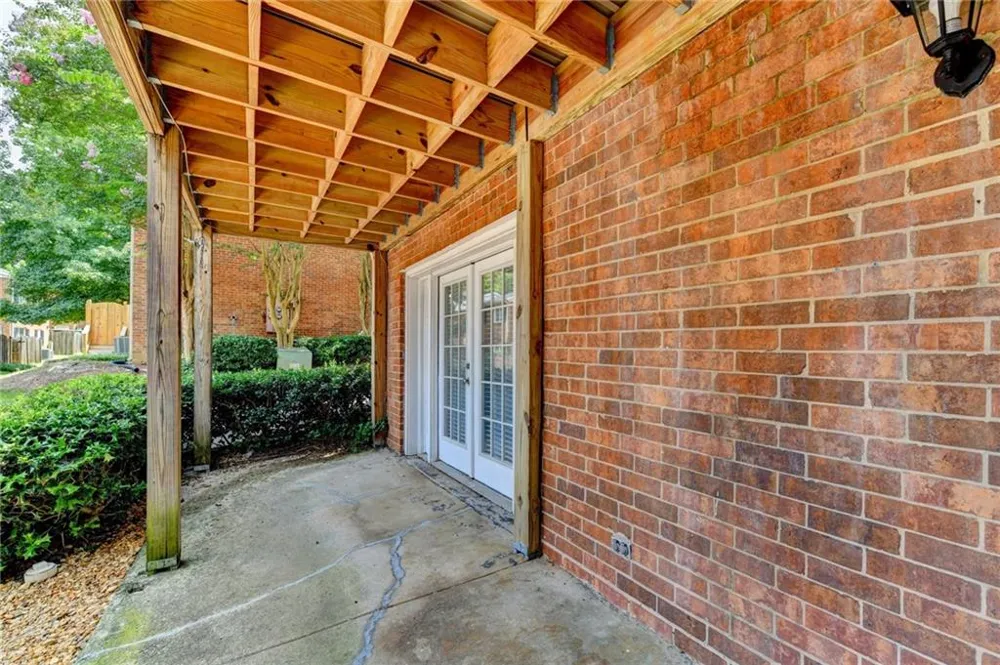 6520 Roswell Road #30 Sandy Springs, GA 30328