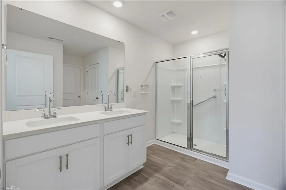 122 Stone River Way Mayodan, NC 27027