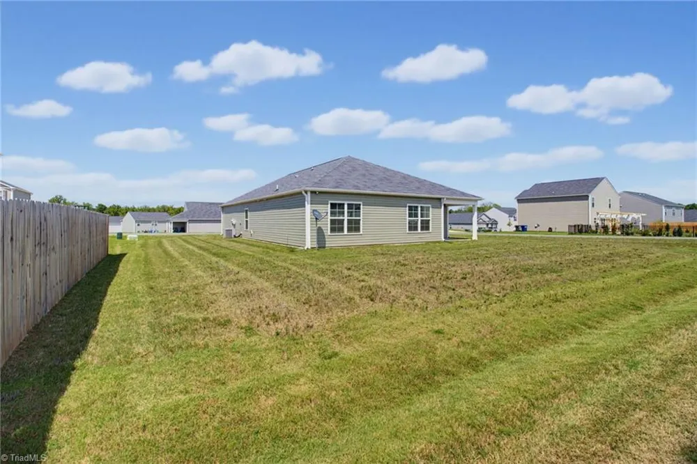 122 Stone River Way Mayodan, NC 27027