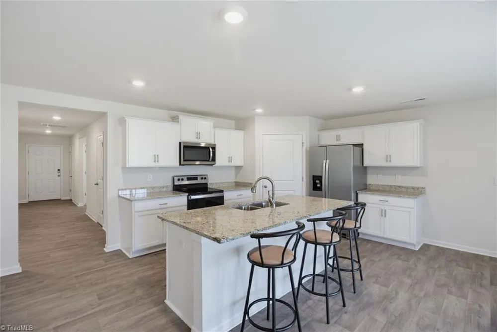 122 Stone River Way Mayodan, NC 27027