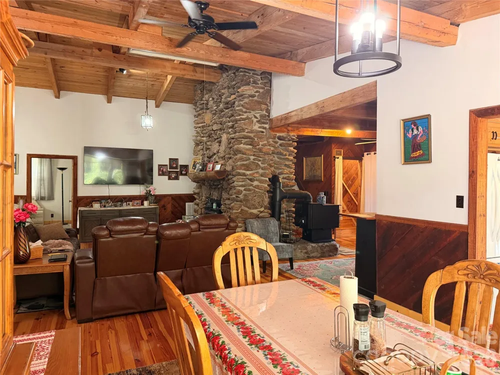 4991 Albert Williams Road W Connelly Springs, NC 28612