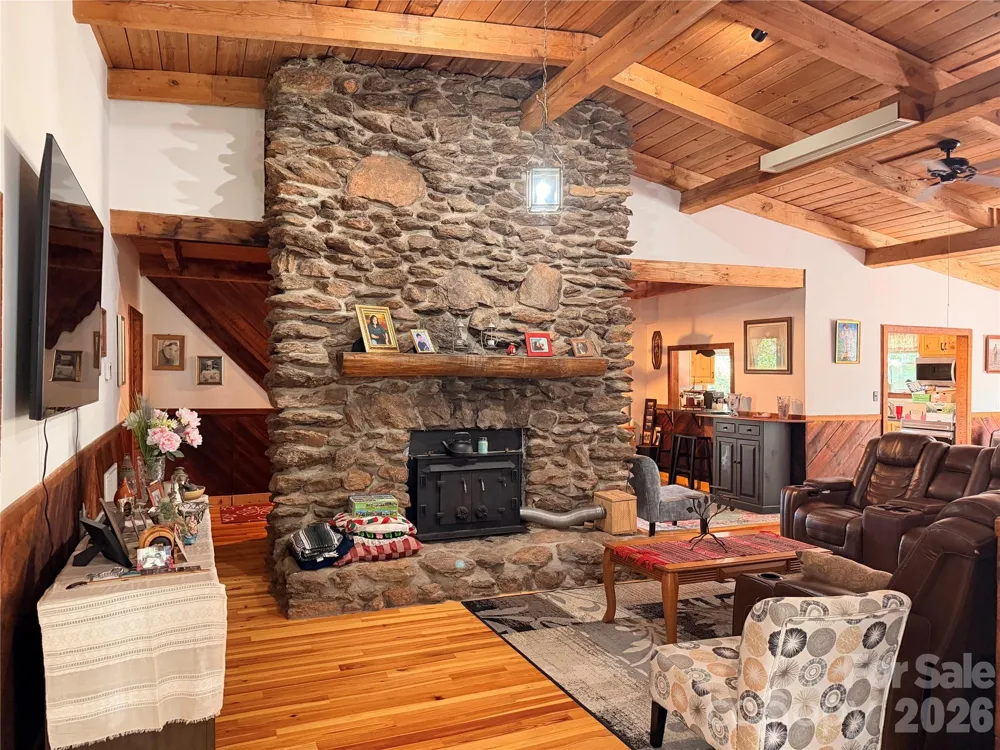 4991 Albert Williams Road W Connelly Springs, NC 28612