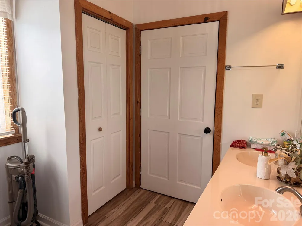 4991 Albert Williams Road W Connelly Springs, NC 28612