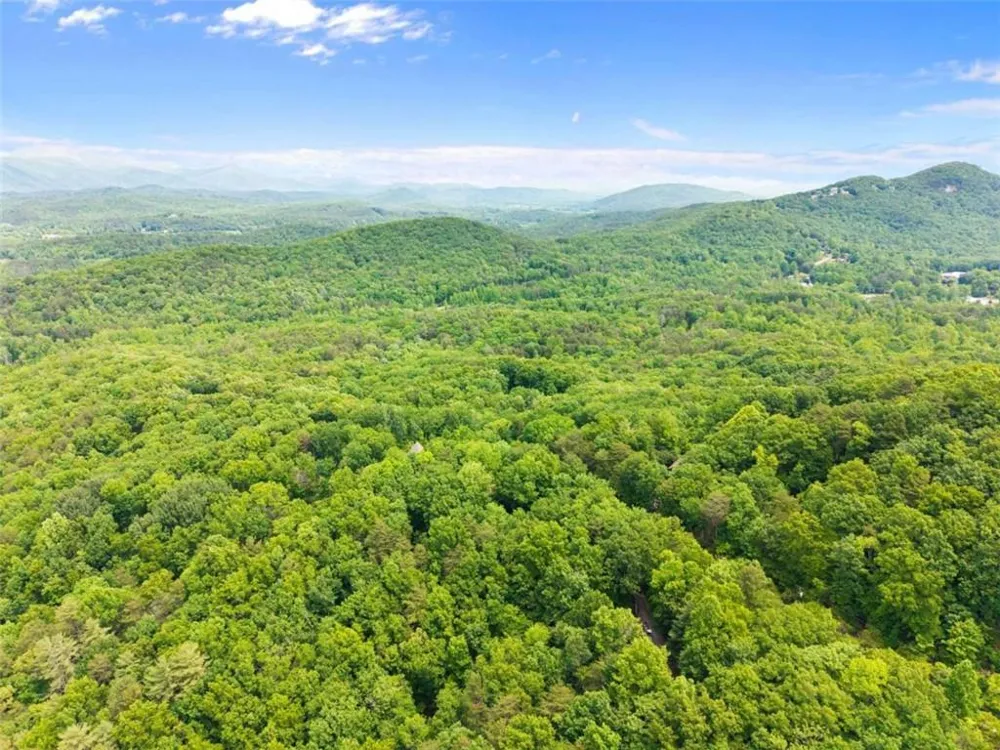 222 Matterhorn Drive Sautee Nacoochee, GA 30571