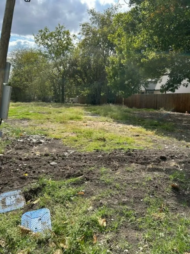 402 E Bonham Street Tom Bean, TX 75491