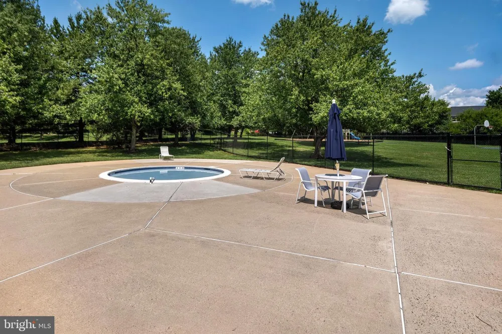 903 WETHERBURN COURT Flemington, NJ 08822