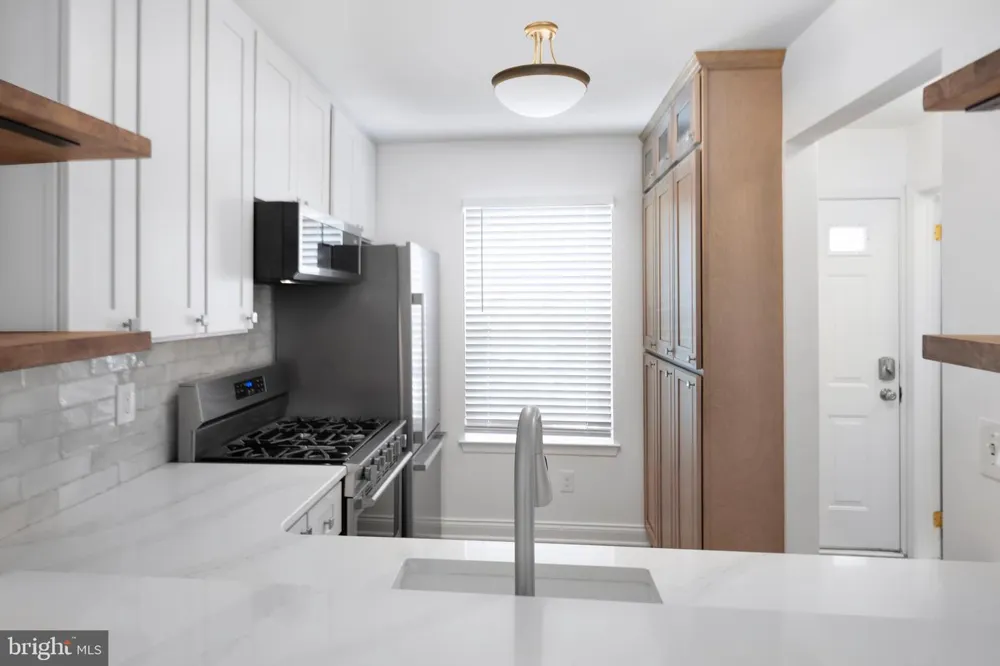 903 WETHERBURN COURT Flemington, NJ 08822