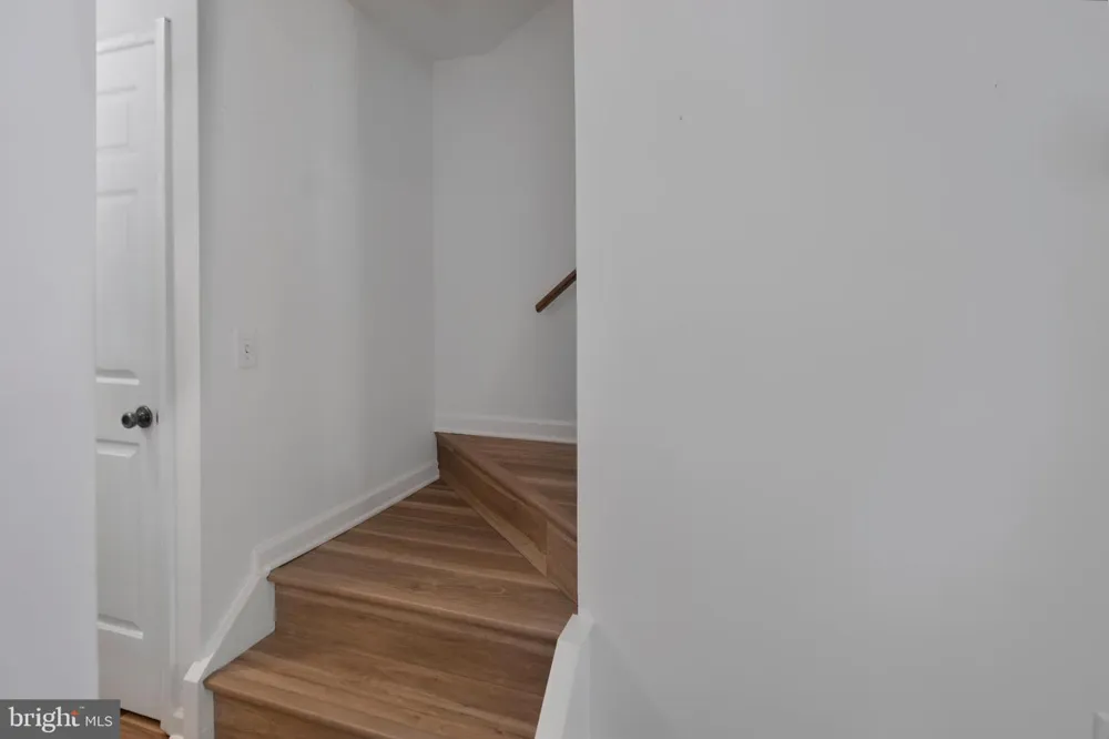 903 WETHERBURN COURT Flemington, NJ 08822