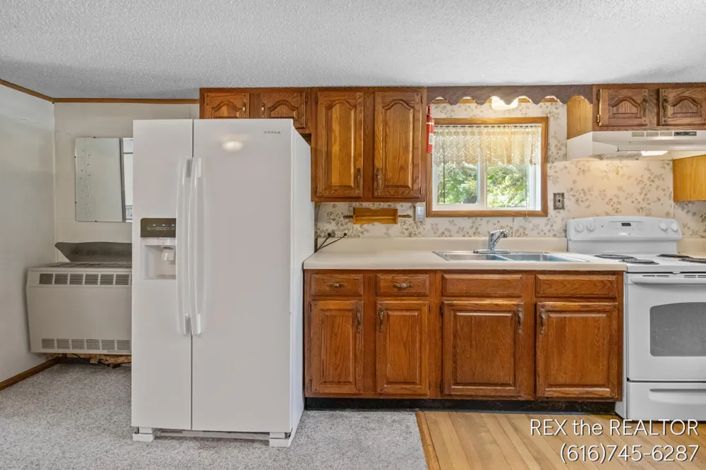 167 W Brooks Street Newaygo, MI 49337