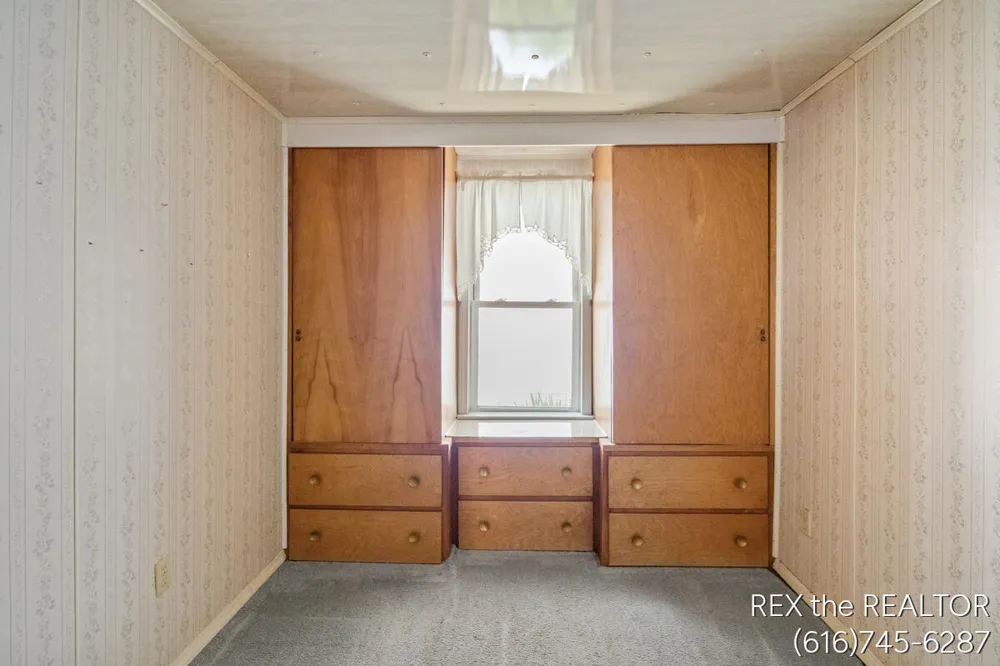 167 W Brooks Street Newaygo, MI 49337