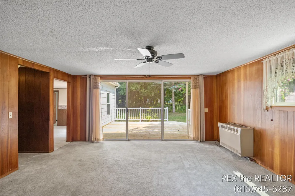 167 W Brooks Street Newaygo, MI 49337