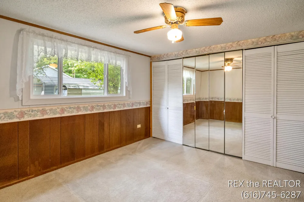 167 W Brooks Street Newaygo, MI 49337