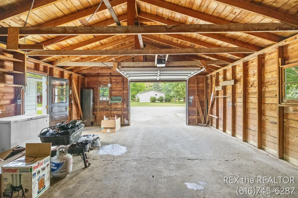 167 W Brooks Street Newaygo, MI 49337