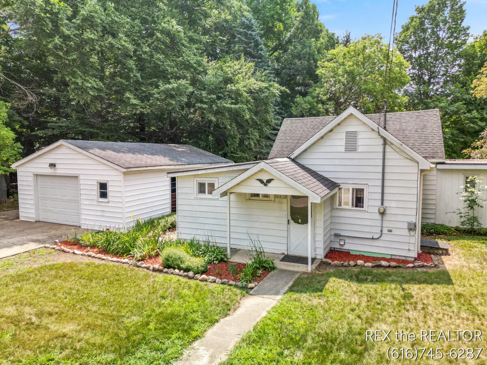 167 W Brooks Street Newaygo, MI 49337