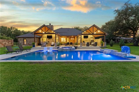 3041 Rolling Meadow Drive