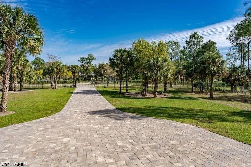 15th Street SW Naples, FL 34117