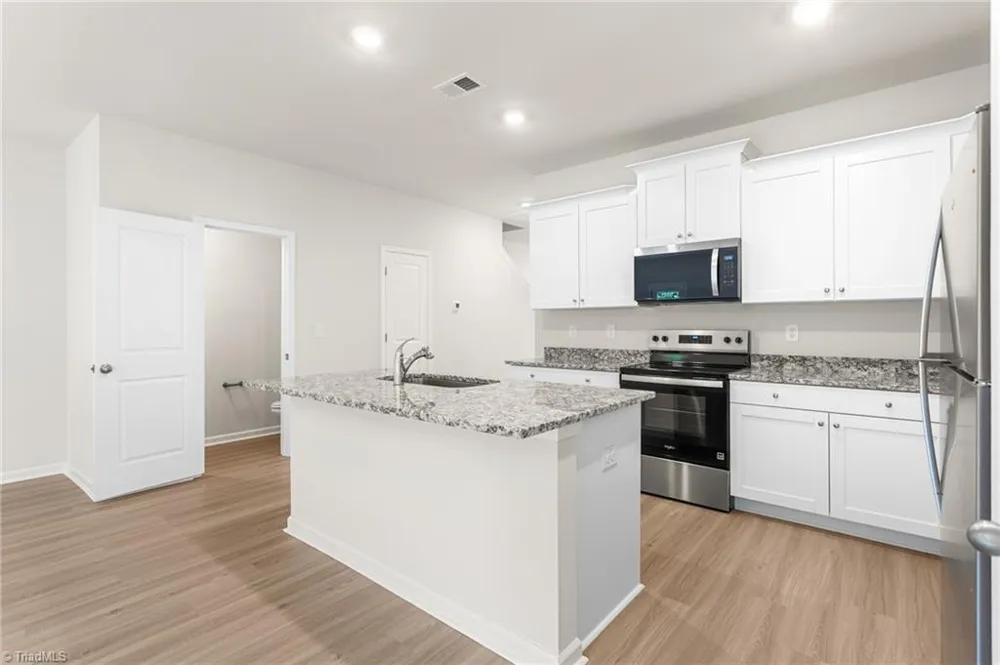 2128 Willow Glen Drive Graham, NC 27253