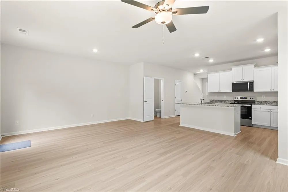 2128 Willow Glen Drive Graham, NC 27253