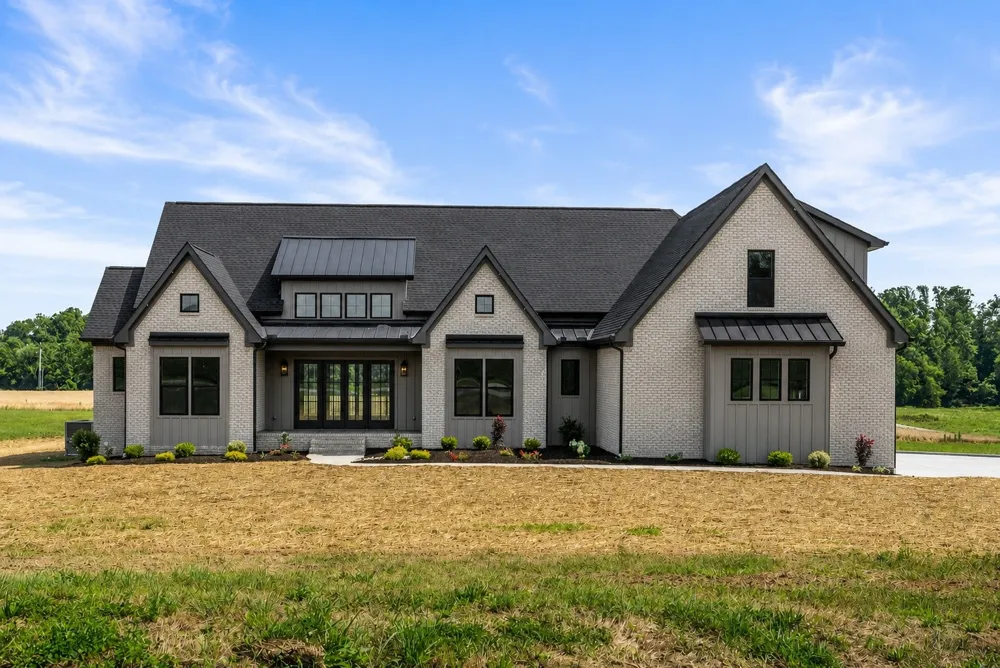 4729 Greer LN Cross Plains, TN 37049