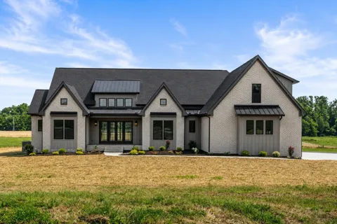 4729 Greer LN